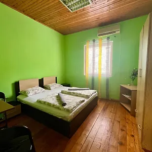 Hostal Elegance On A Budget - For Rent In Center